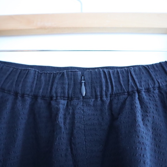 Uniqlo Textured Midi Skirt - Navy, XS - Picture 3 of 5